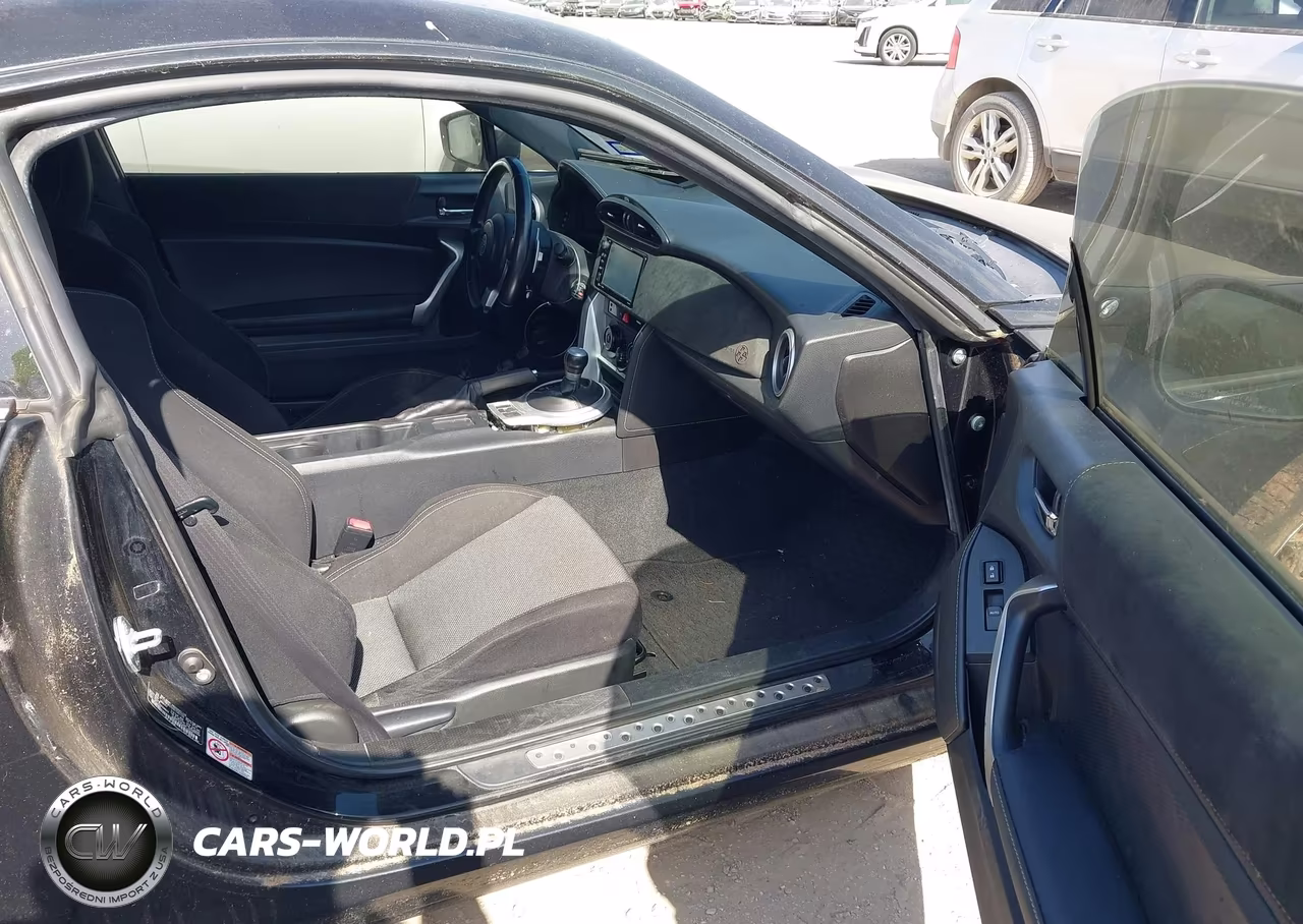 2017 Toyota 86 VIN:JF1ZNAA16H8700159 - 5