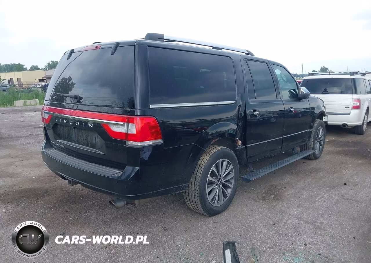 2017 Lincoln Navigator L Select VIN:5LMJJ3JTXHEL12409 - 4