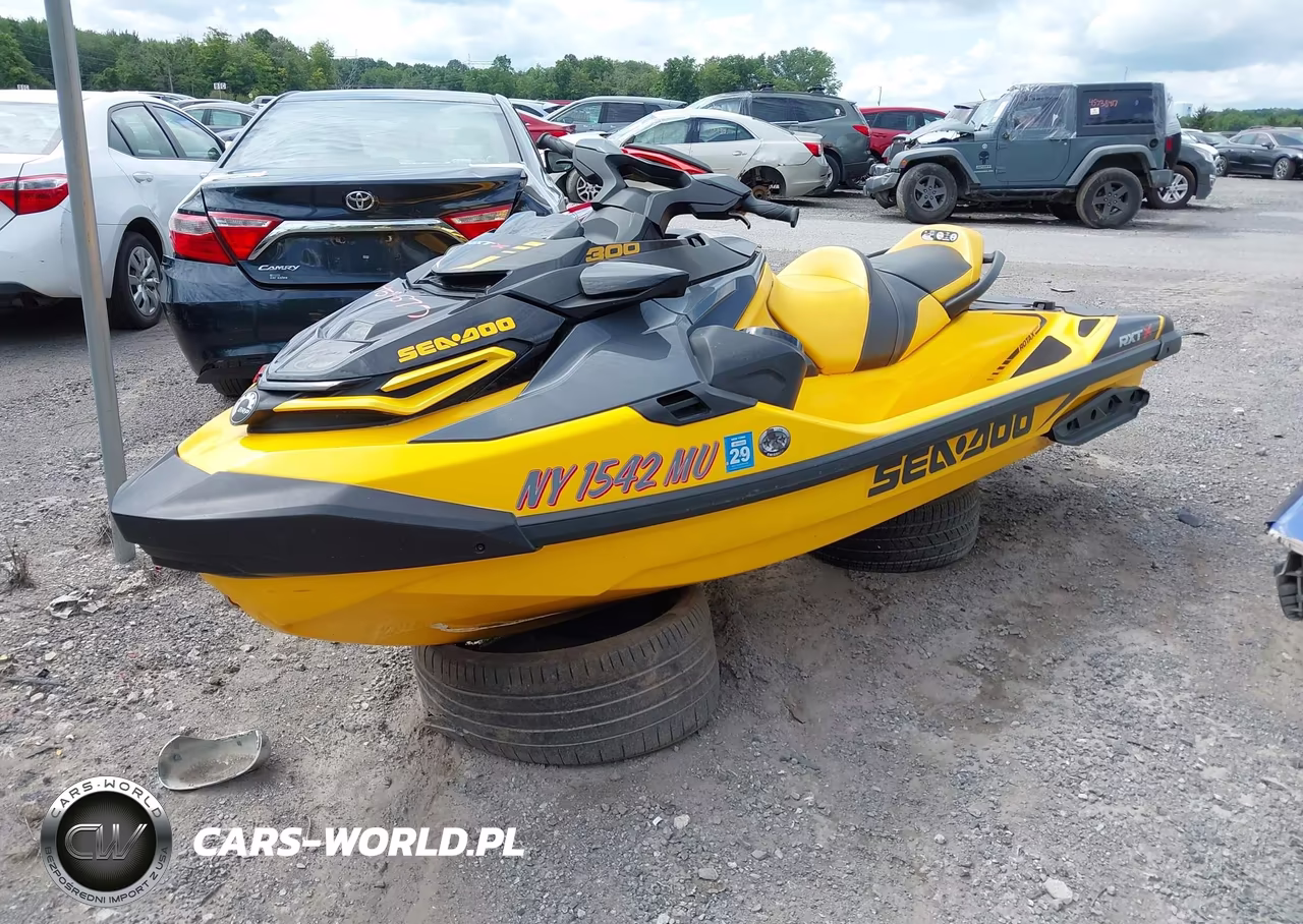 2022 Seadoo Rxt-X 300 VIN:00000YDVB4482F222 - 2