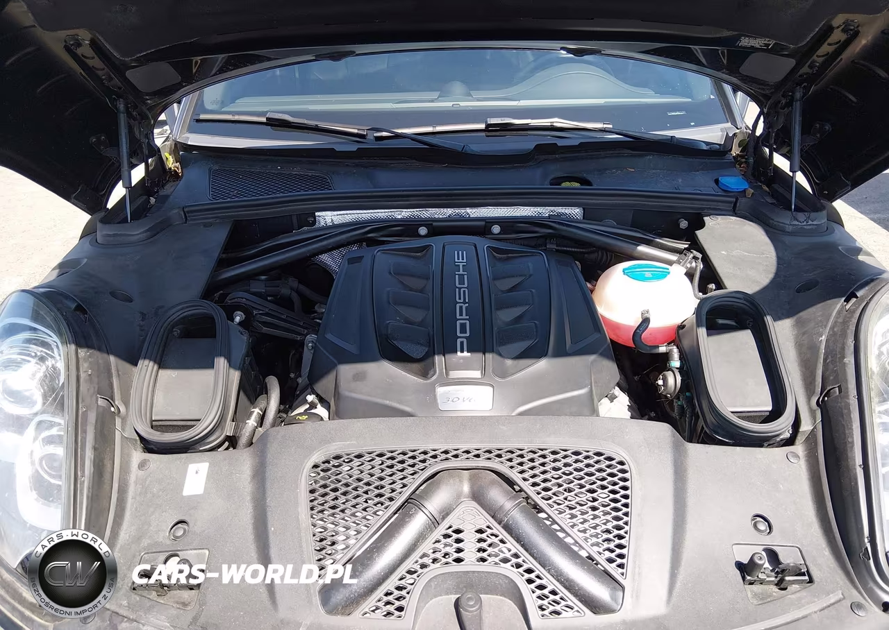 2015 Porsche Macan S VIN:WP1AB2A59FLB72733 - 10