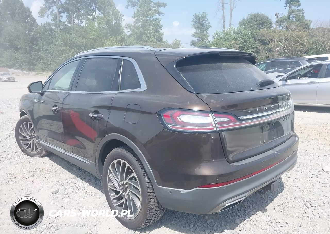 2019 Lincoln Nautilus Reserve VIN:2LMPJ8LPXKBL64995 - 3