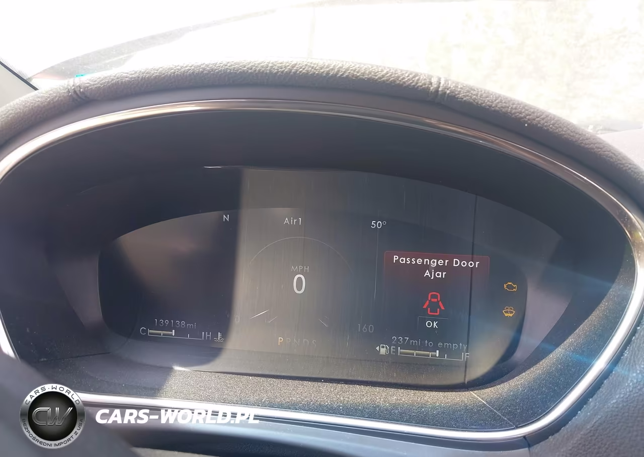 2019 Lincoln Nautilus Reserve VIN:2LMPJ8LPXKBL64995 - 7