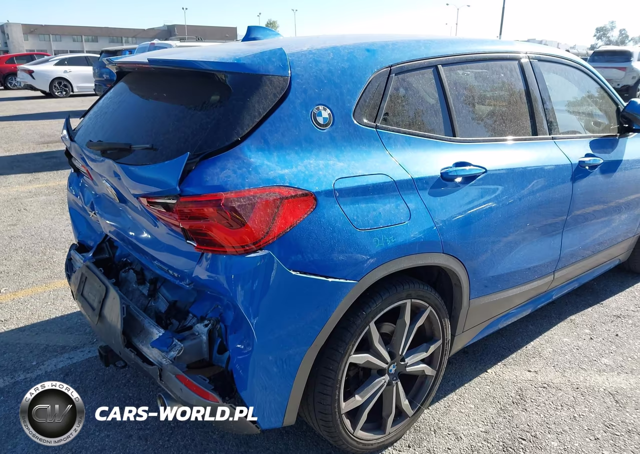 2019 BMW X2 xDrive28I VIN:WBXYJ5C58KEF83174 - 18