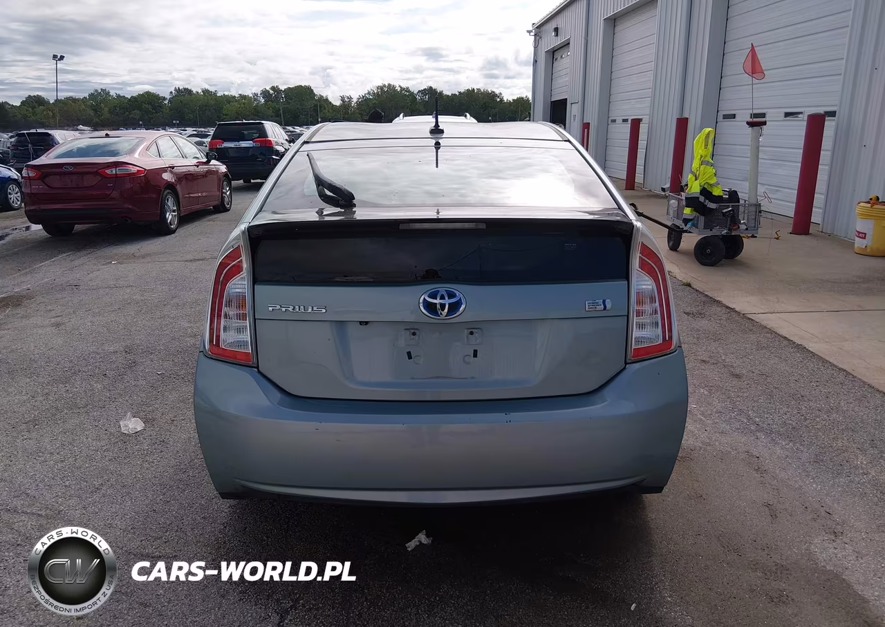 2013 Toyota Prius Three VIN:JTDKN3DU6D1622112 - 17
