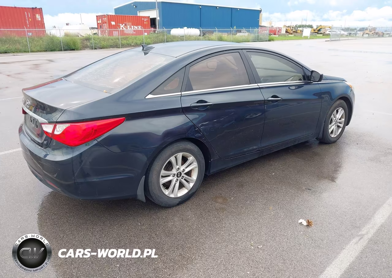 2013 Hyundai Sonata Gls VIN:5NPEB4AC5DH637331 - 4
