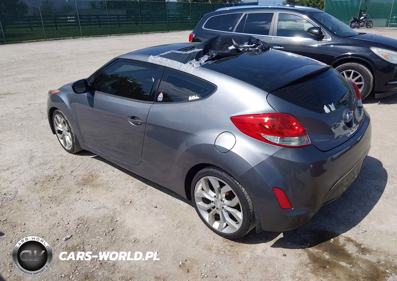 2012 Hyundai Veloster Base W-Black VIN:KMHTC6AD9CU061526 - 3