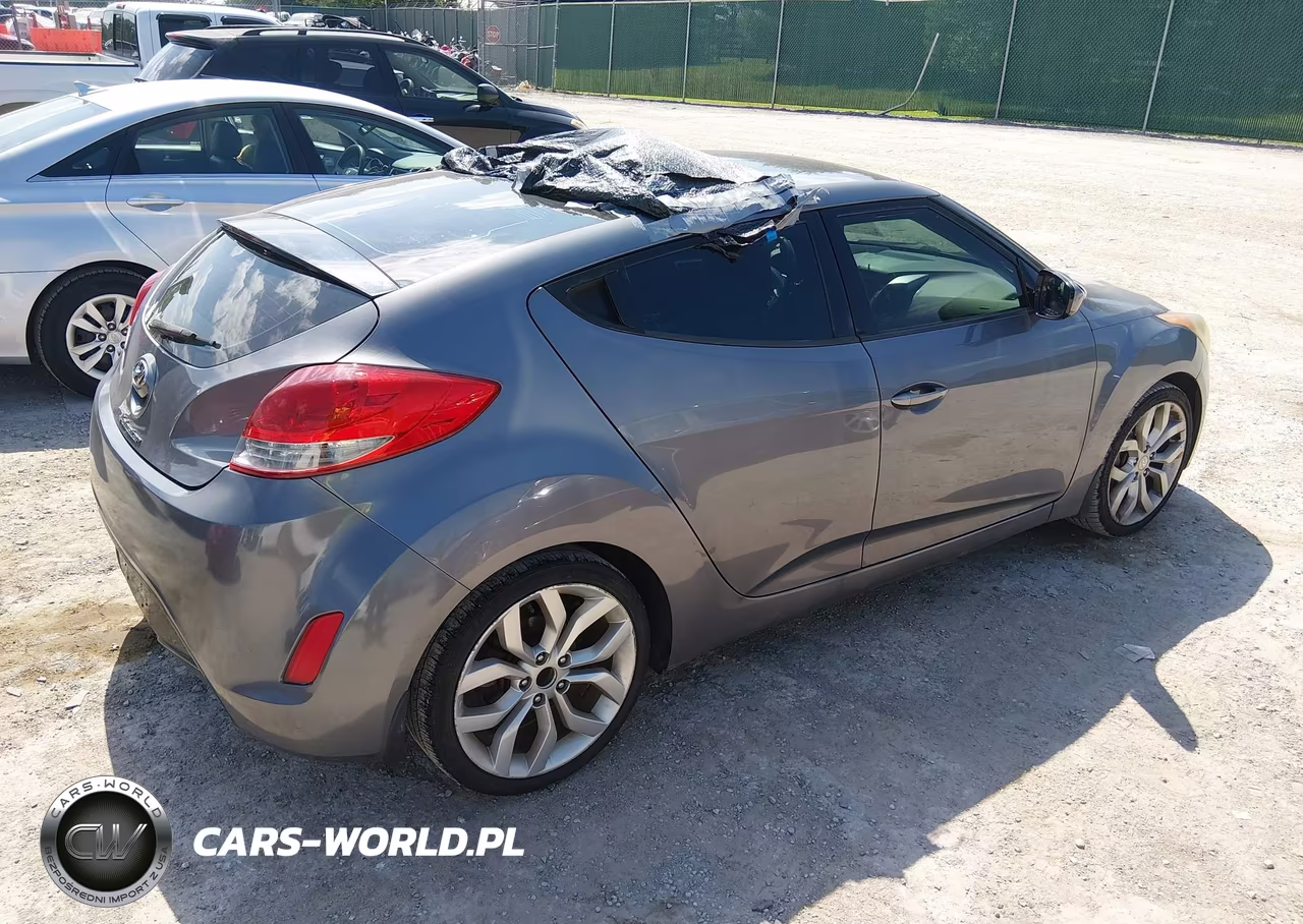 2012 Hyundai Veloster Base W-Black VIN:KMHTC6AD9CU061526 - 4