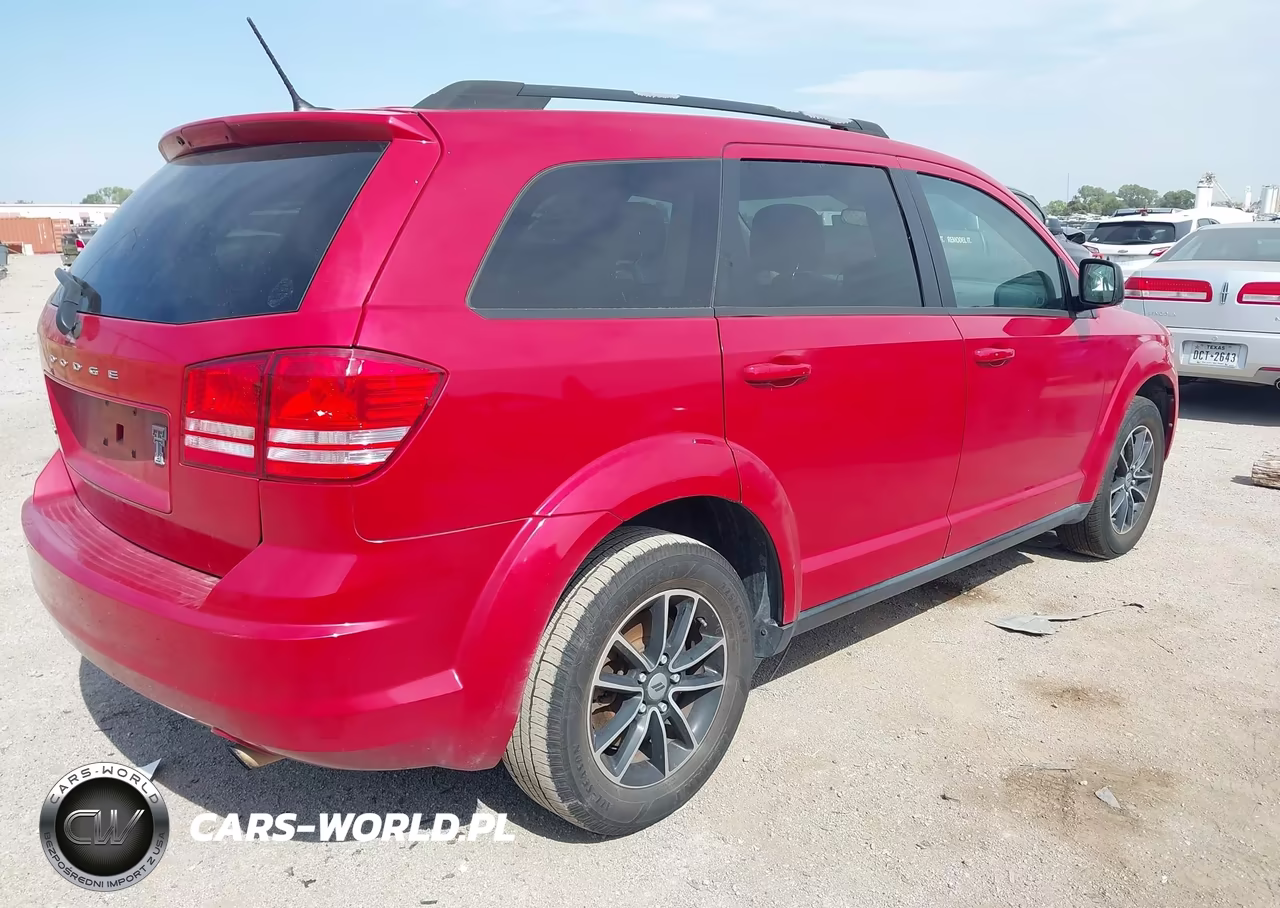 2018 Dodge Journey Se VIN:3C4PDCAB3JT236876 - 4