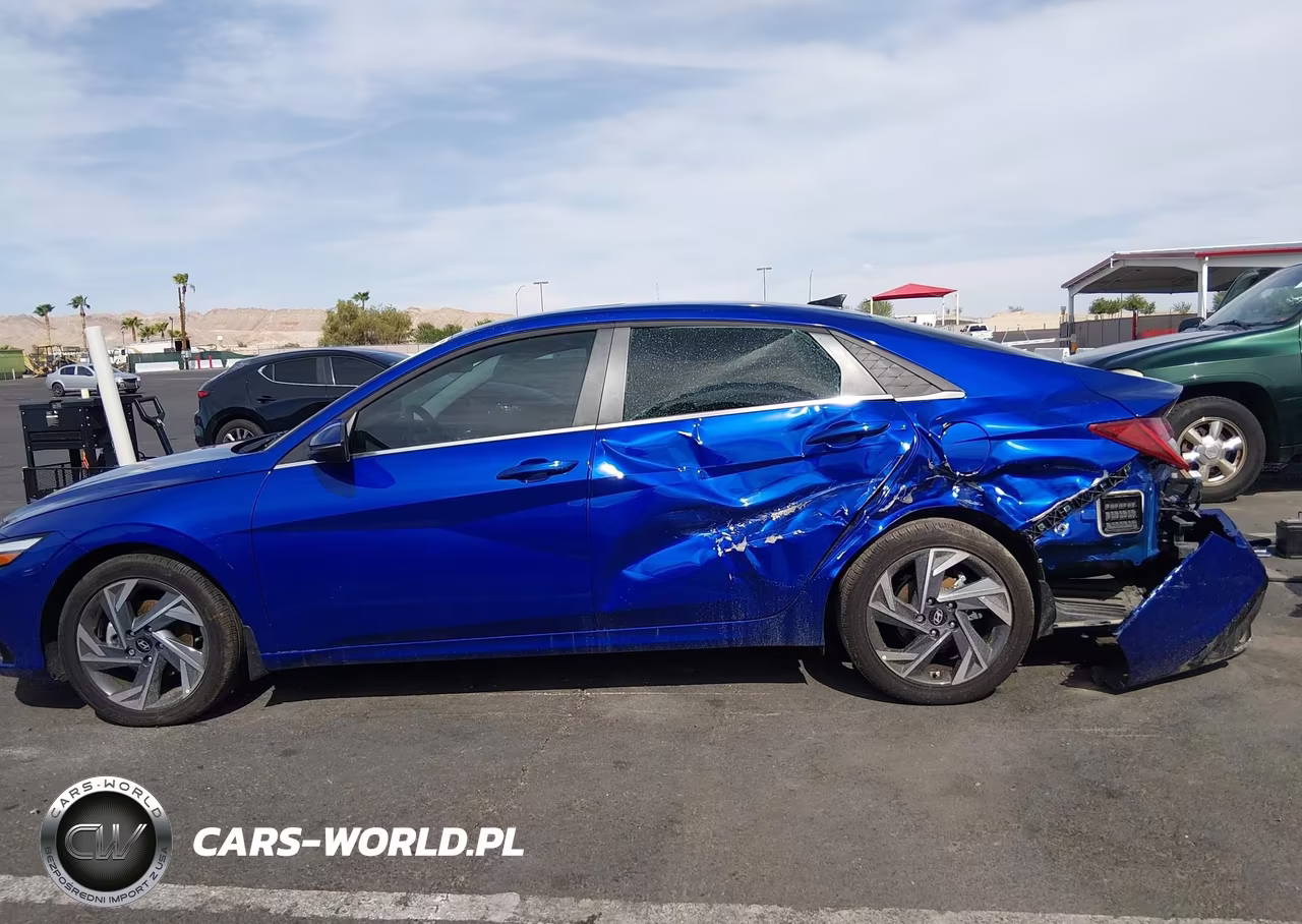 2025 Hyundai Elantra Limited VIN:KMHLP4DG2SU066872 - 14