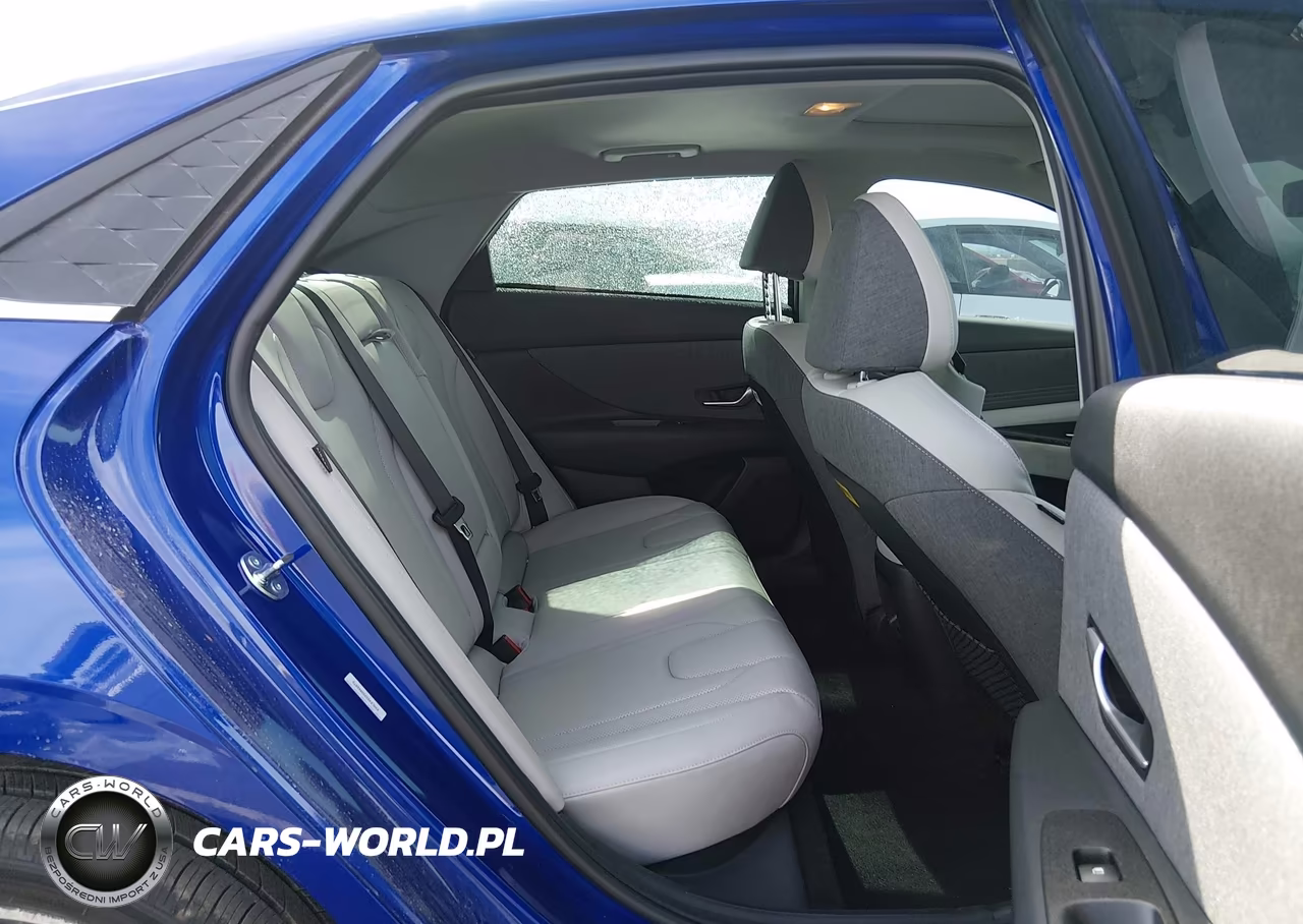 2025 Hyundai Elantra Limited VIN:KMHLP4DG2SU066872 - 8