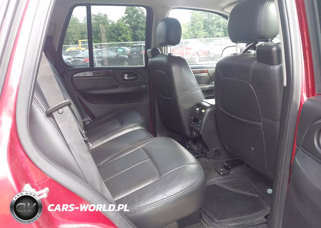 2005 GMC Envoy Denali VIN:1GKET63M852311951 - 8