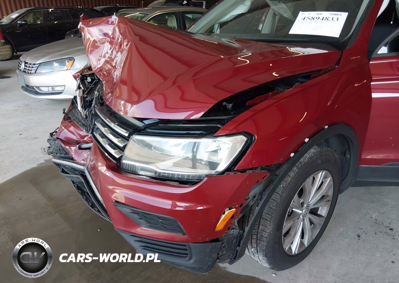 2018 Volkswagen Tiguan 2.0T S VIN:3VV1B7AX9JM104330 - 17