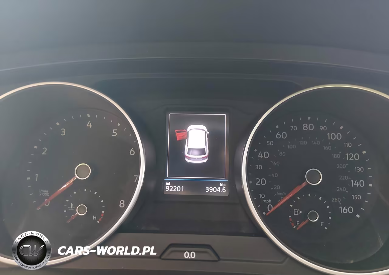 2018 Volkswagen Tiguan 2.0T S VIN:3VV1B7AX9JM104330 - 7