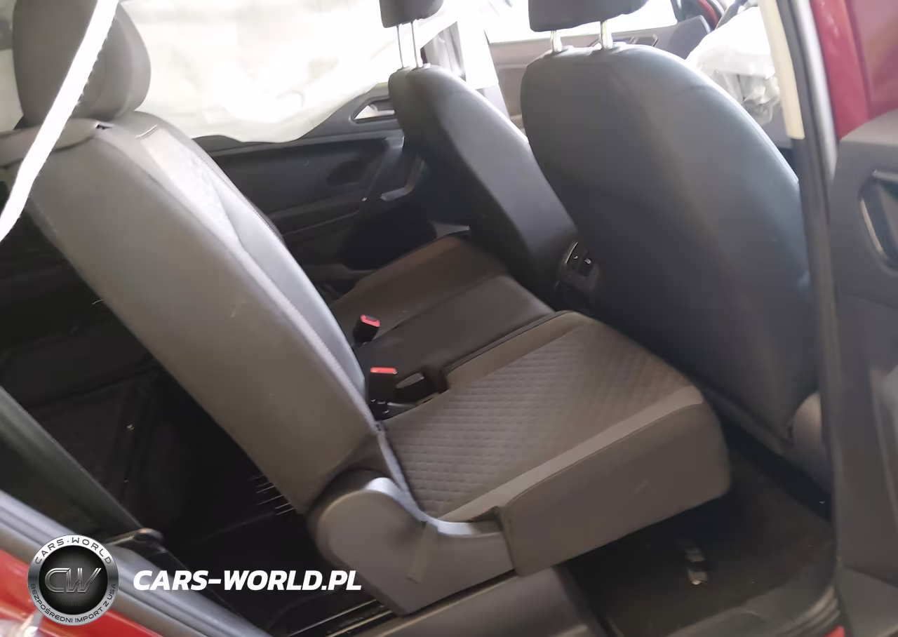 2018 Volkswagen Tiguan 2.0T S VIN:3VV1B7AX9JM104330 - 8