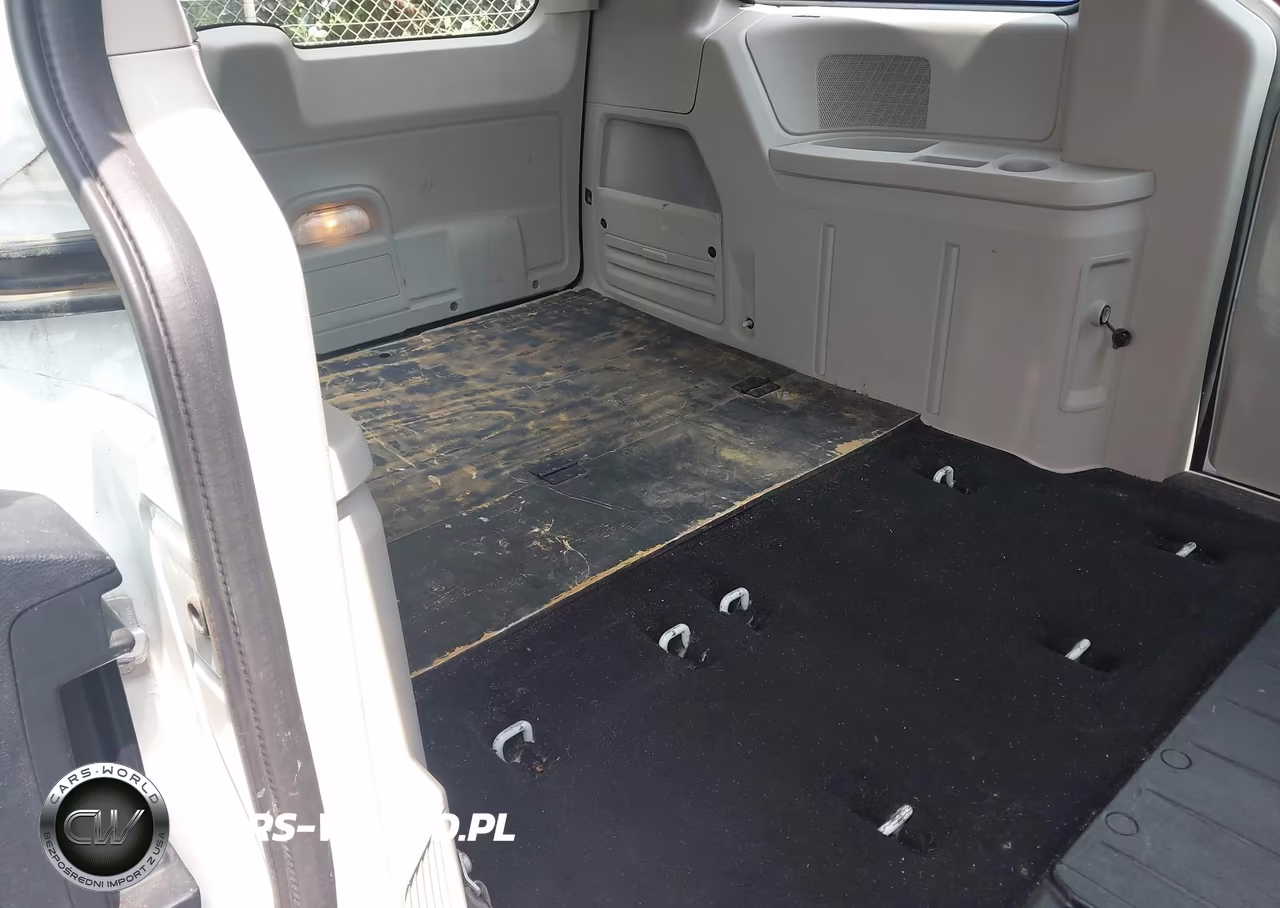 2015 Dodge Grand Caravan American Value Pkg VIN:2C4RDGBG0FR670869 - 8