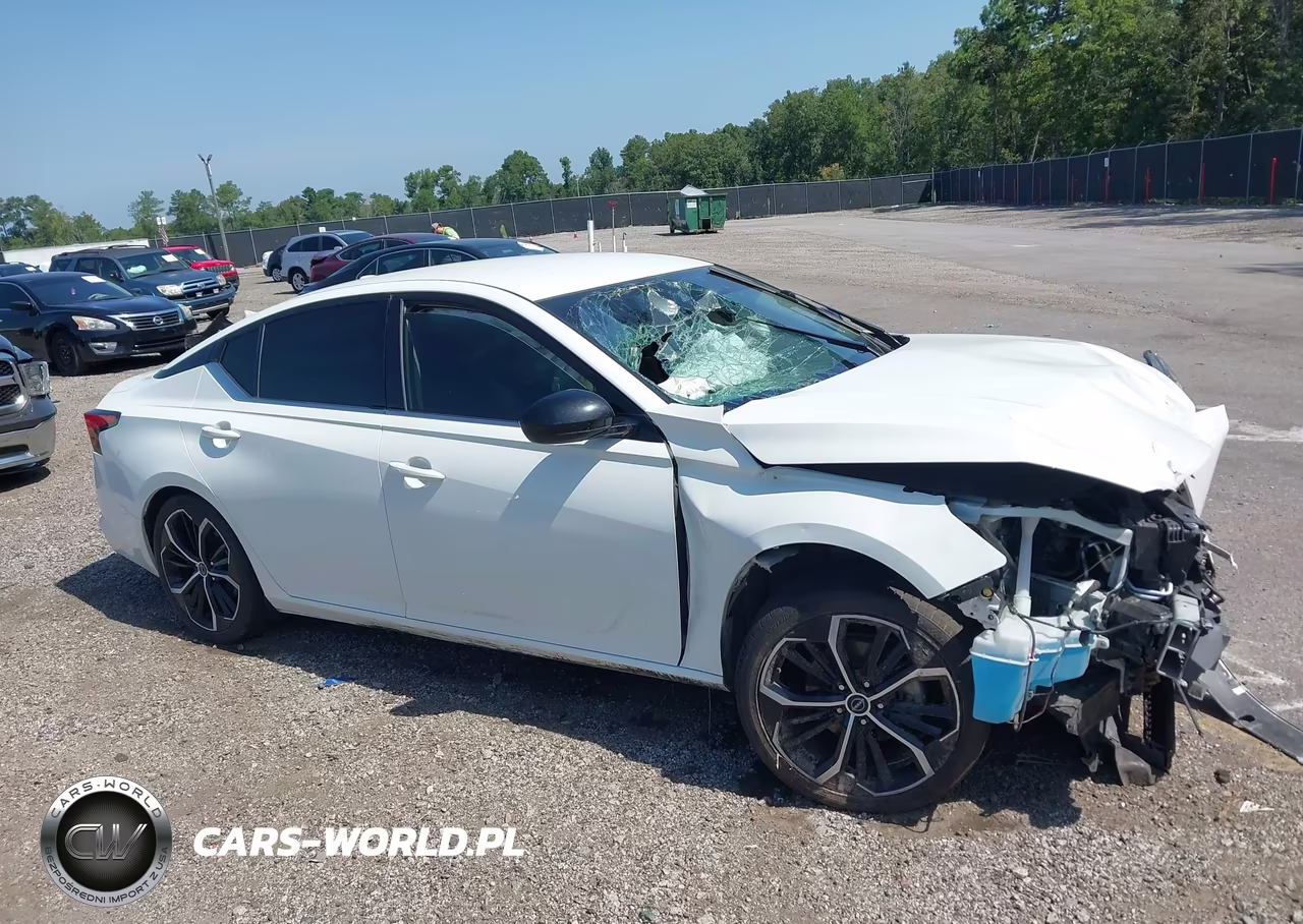 2023 Nissan Altima Sr Fwd