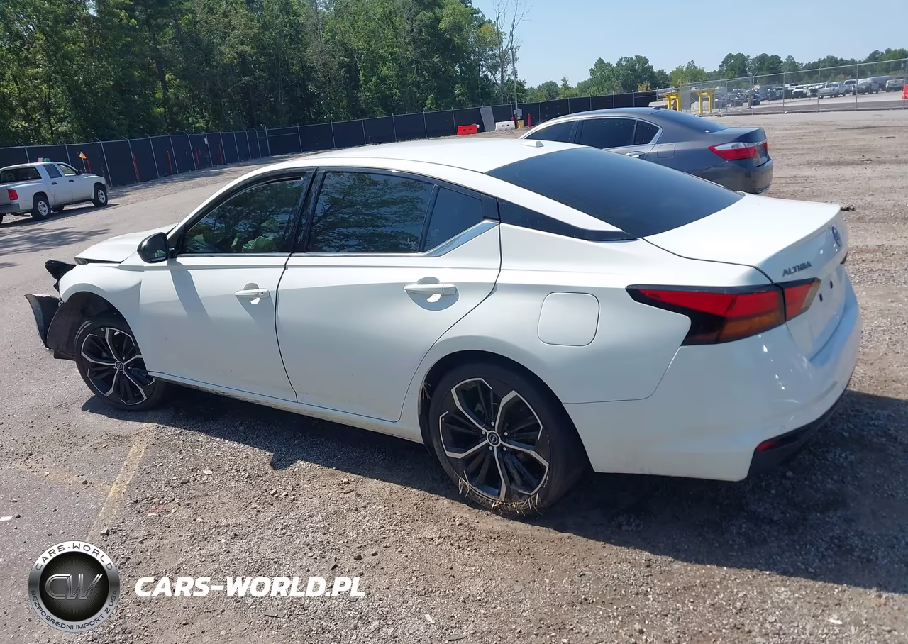 2023 Nissan Altima Sr Fwd VIN:1N4BL4CV7PN330235 - 3
