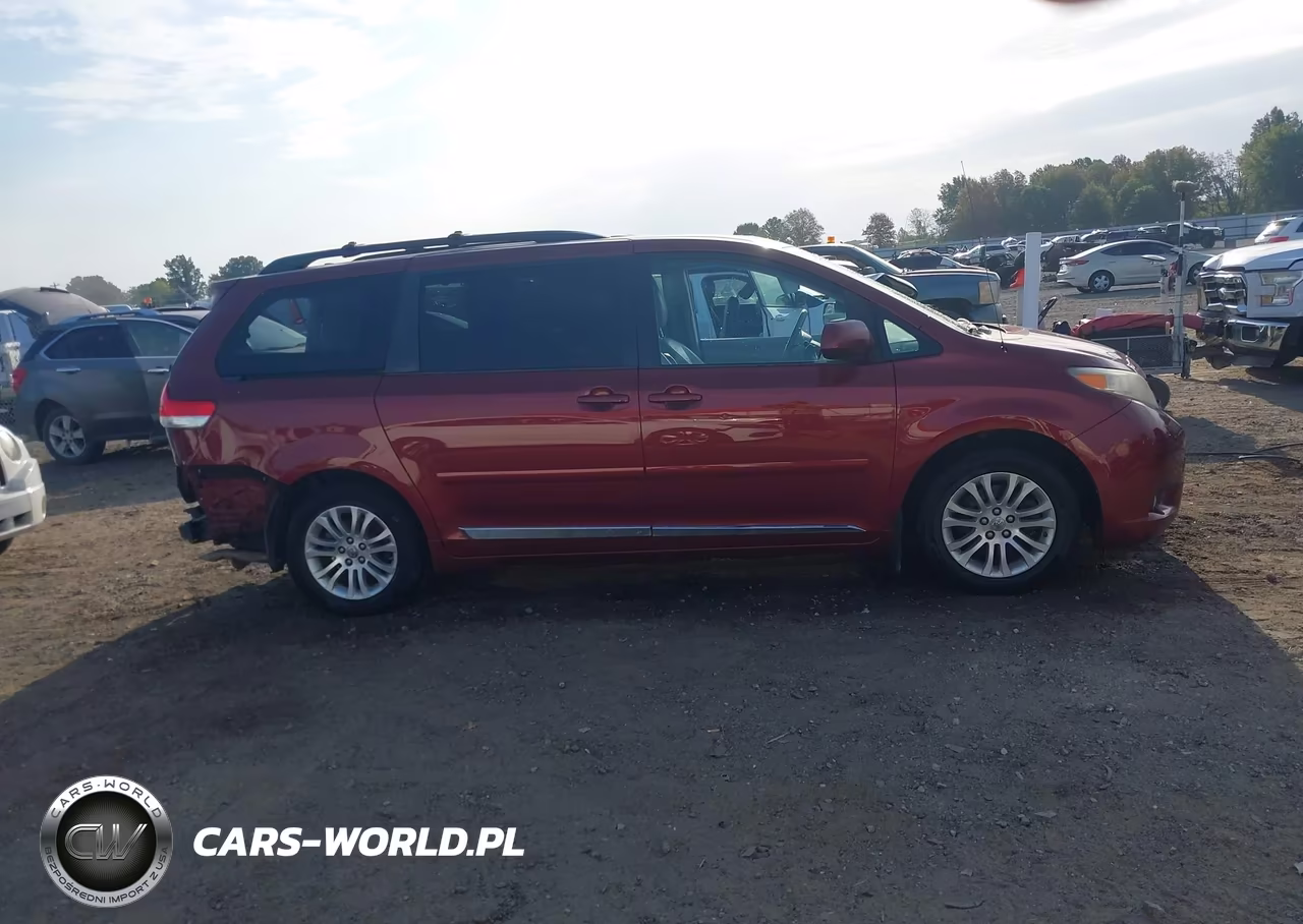 2012 Toyota Sienna Xle V6 8 Passenger VIN:5TDYK3DC8CS263115 - 14