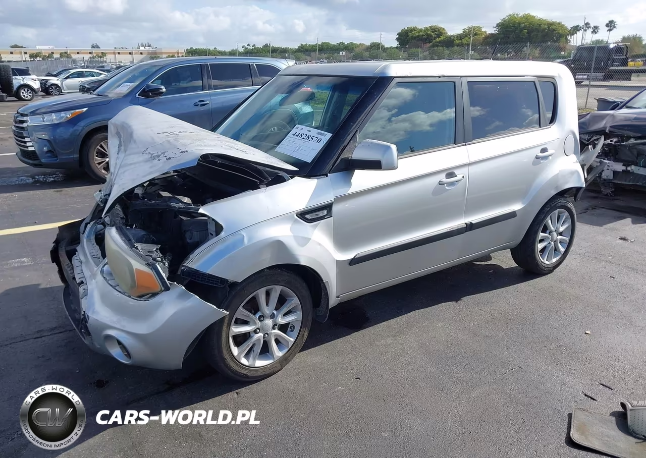 2012 Kia Soul VIN:KNDJT2A56C7403297 - 2