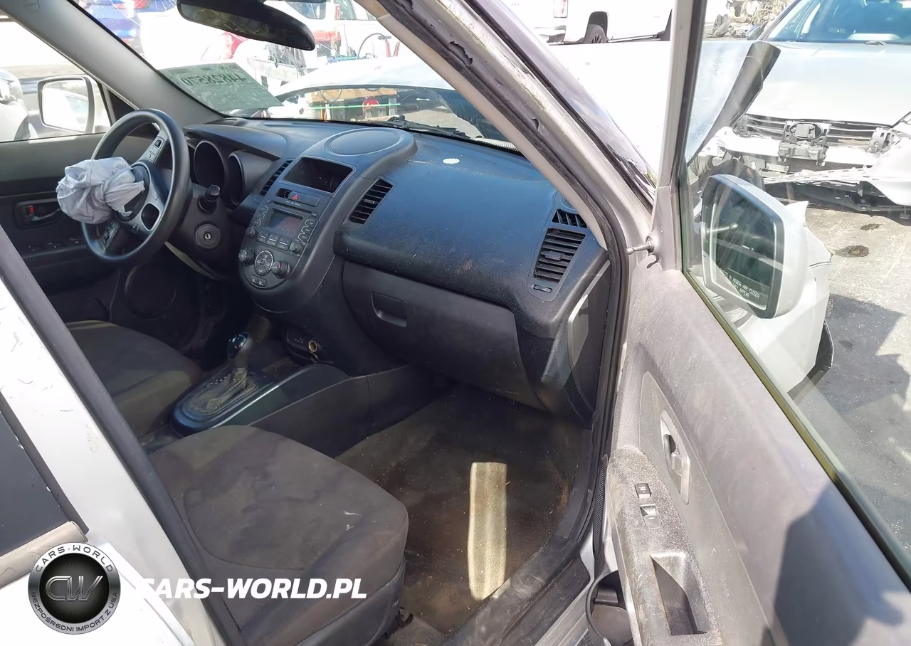 2012 Kia Soul VIN:KNDJT2A56C7403297 - 5