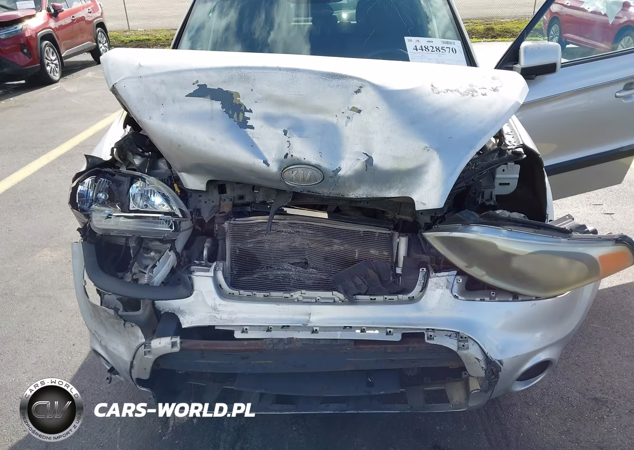 2012 Kia Soul VIN:KNDJT2A56C7403297 - 6