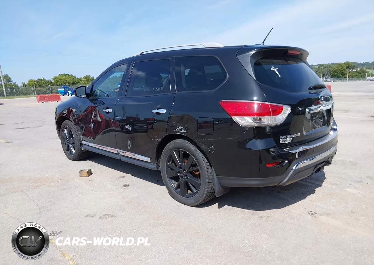 2015 Nissan Pathfinder Platinum VIN:5N1AR2MM7FC611018 - 3