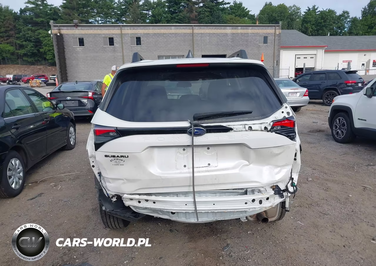 2025 Subaru Forester Premium VIN:JF2SLDBC7SH426515 - 17