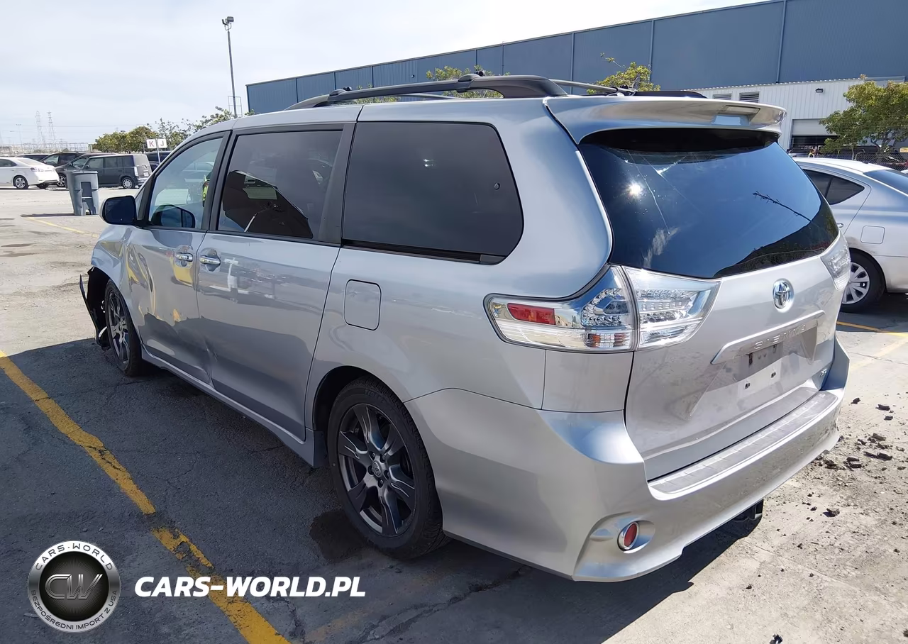 2017 Toyota Sienna Se 8 Passenger VIN:5TDXZ3DC4HS840253 - 3