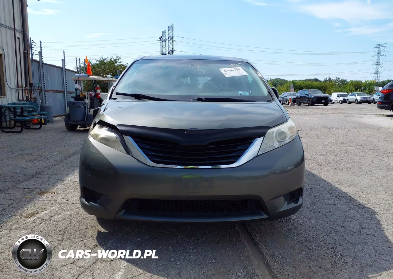 2012 Toyota Sienna Le 8 Passenger VIN:5TDKK3DC8CS207035 - 12