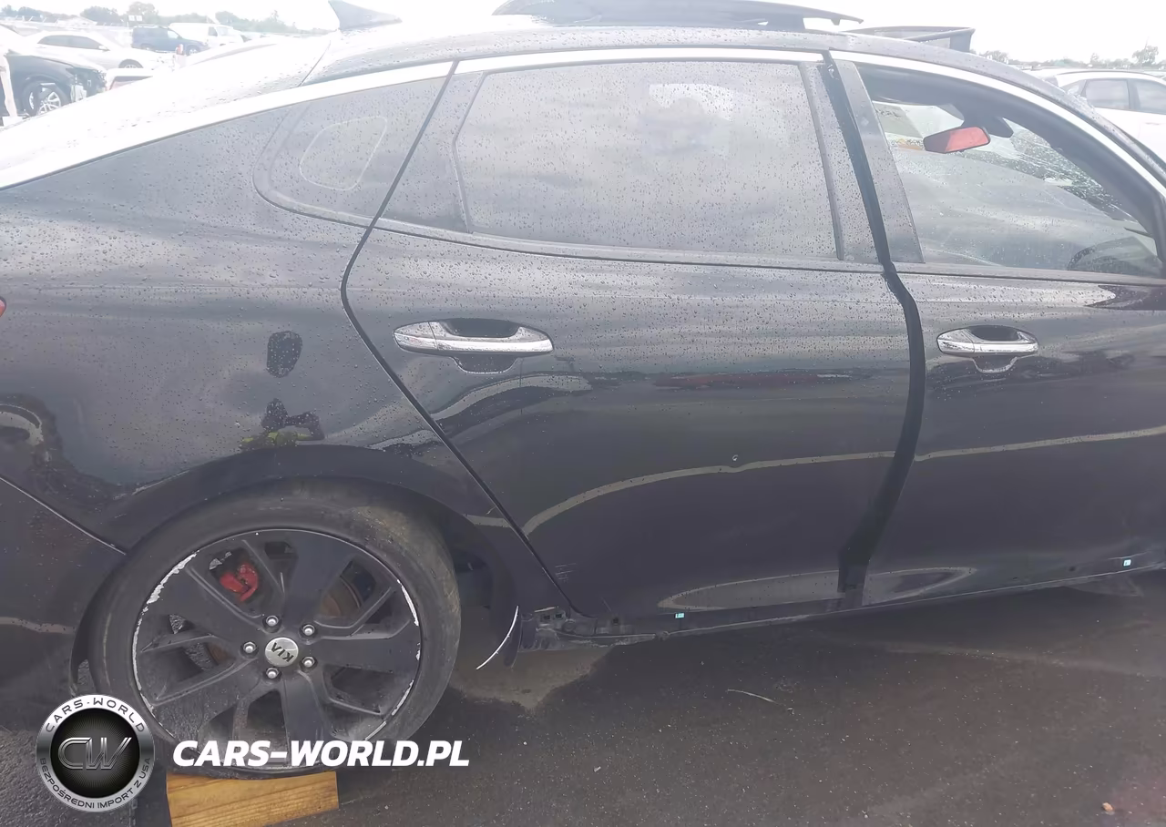 2020 Kia Optima S VIN:5XXGT4L39LG404582 - 18