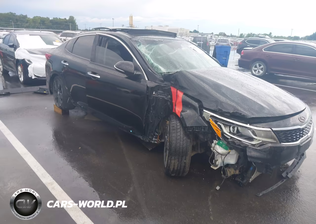 2020 Kia Optima S VIN:5XXGT4L39LG404582 - 6