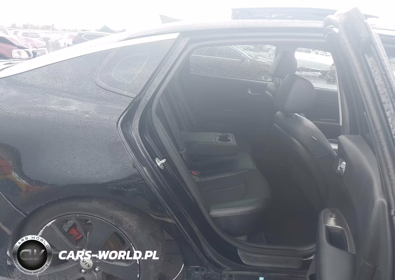 2020 Kia Optima S VIN:5XXGT4L39LG404582 - 8