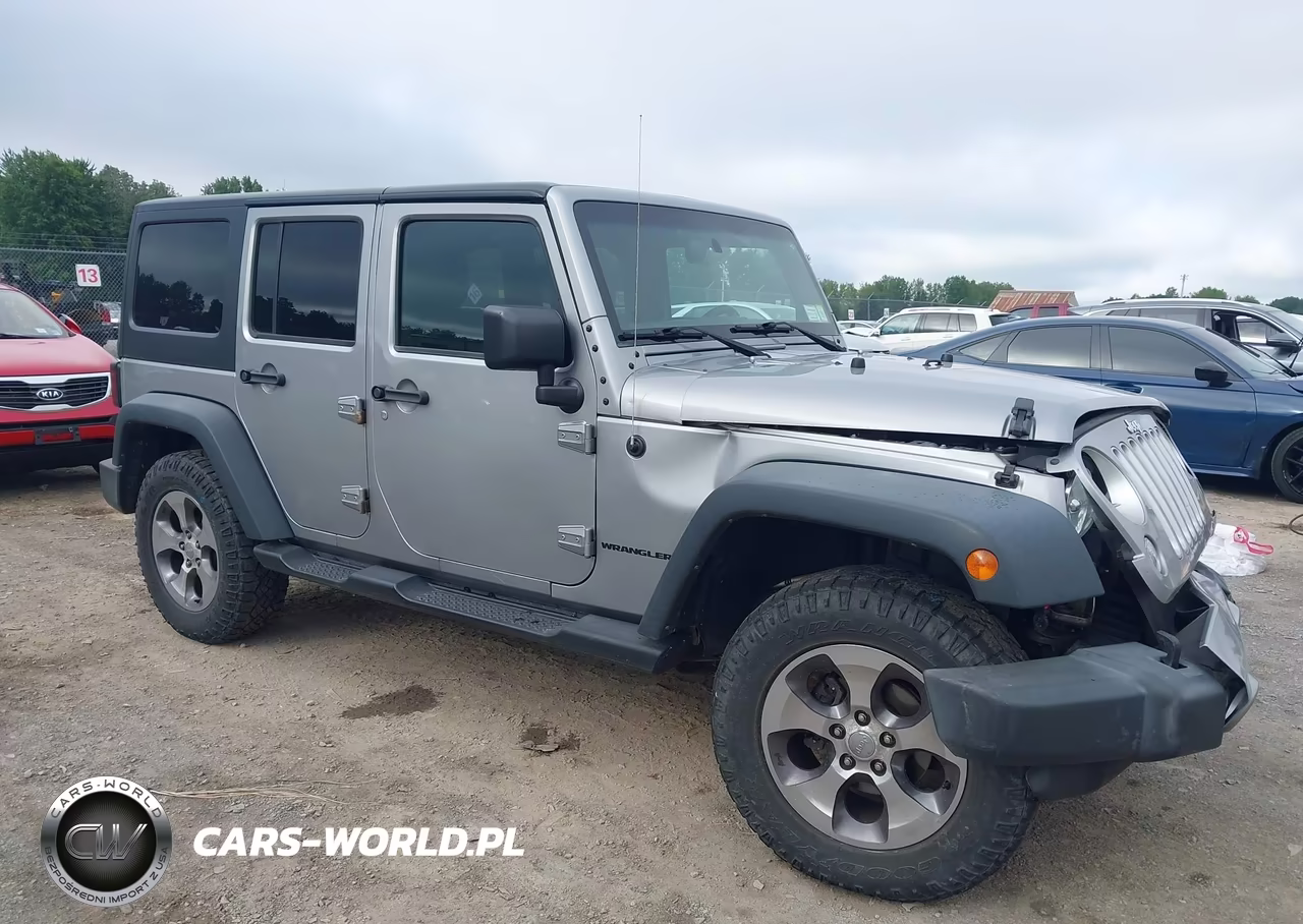2016 Jeep Wrangler Unlimited Sahara – zdjęcie 1 z 15