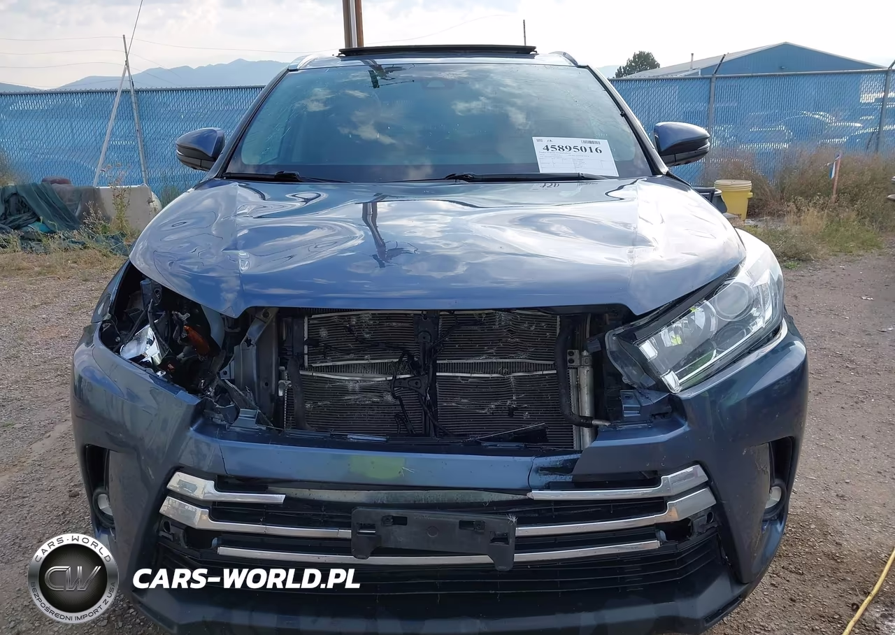 2019 Toyota Highlander Hybrid Limited Platinum VIN:5TDDGRFHXKS069664 - 12