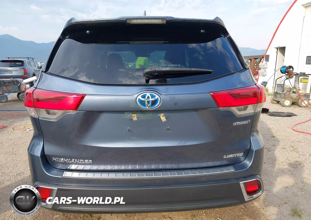 2019 Toyota Highlander Hybrid Limited Platinum VIN:5TDDGRFHXKS069664 - 16