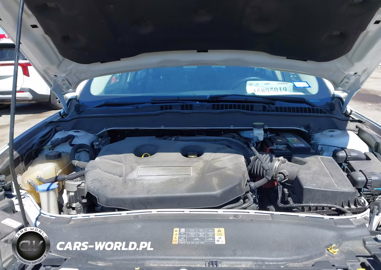 2018 Ford Fusion Titanium VIN:3FA6P0D96JR219633 - 10