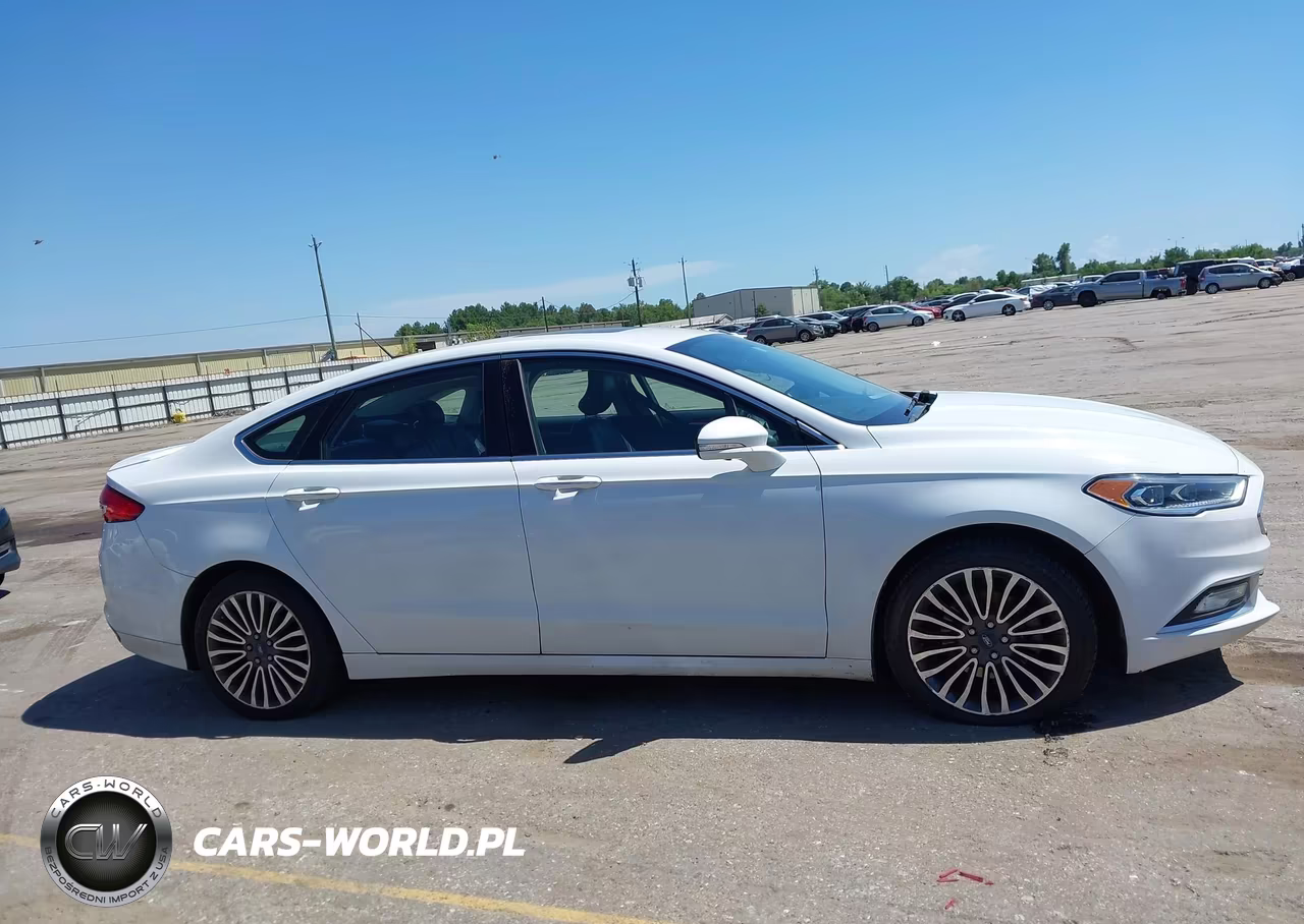 2018 Ford Fusion Titanium VIN:3FA6P0D96JR219633 - 13