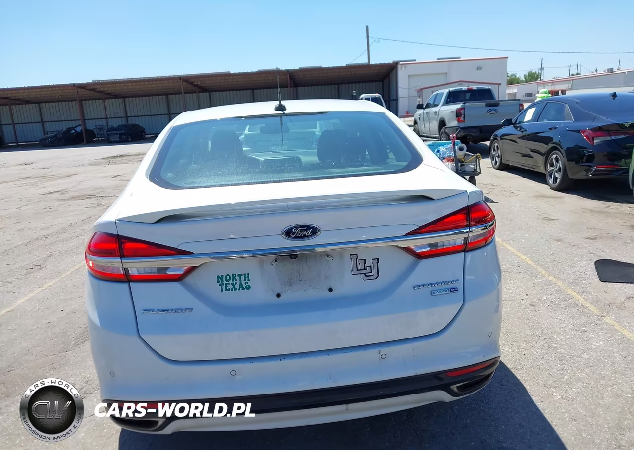 2018 Ford Fusion Titanium VIN:3FA6P0D96JR219633 - 16