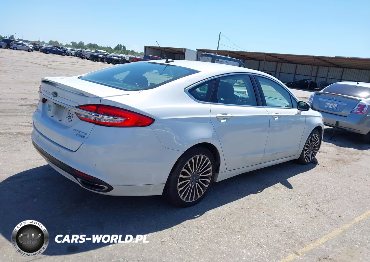 2018 Ford Fusion Titanium VIN:3FA6P0D96JR219633 - 4