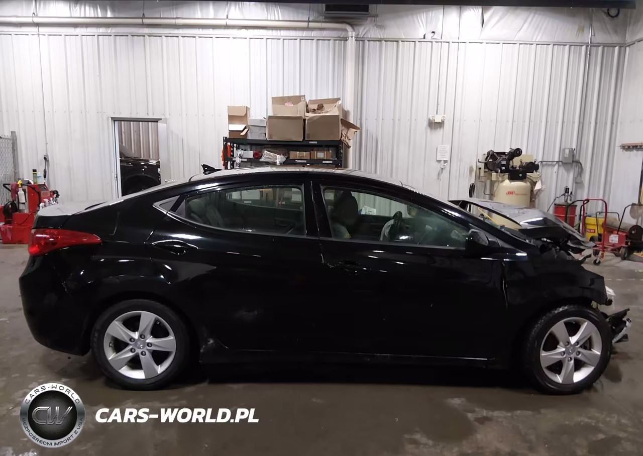 2013 Hyundai Elantra Gls VIN:KMHDH4AE8DU978686 - 14