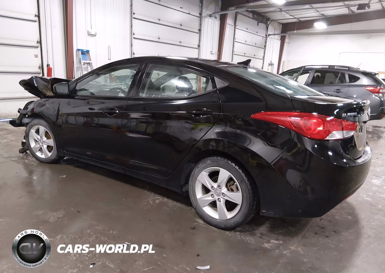 2013 Hyundai Elantra Gls VIN:KMHDH4AE8DU978686 - 3