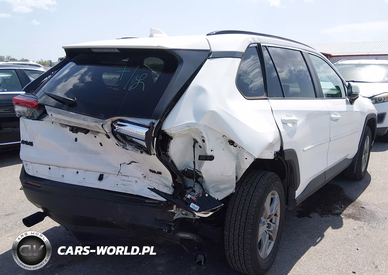 2024 Toyota Rav4 Xle VIN:2T3W1RFVXRW361324 - 4
