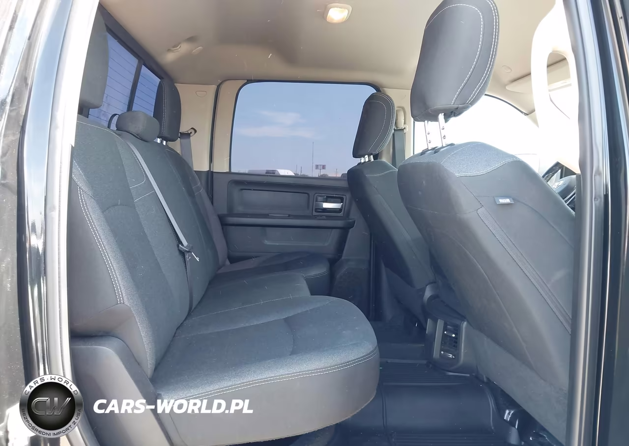 2019 Ram 2500 Tradesman 4X4 6'4 Box VIN:3C6UR5CL5KG619175 - 8