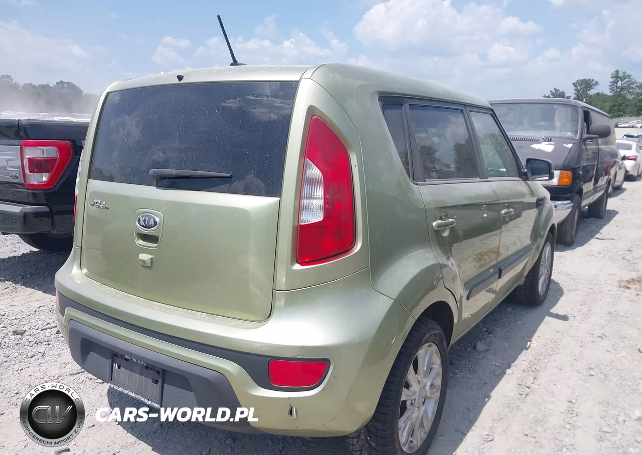 2012 Kia Soul + VIN:KNDJT2A65C7411268 - 4
