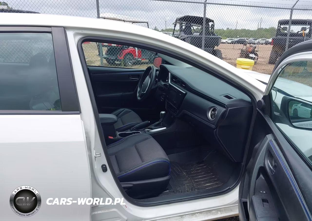 2017 Toyota Corolla Se VIN:5YFBURHE2HP685699 - 5