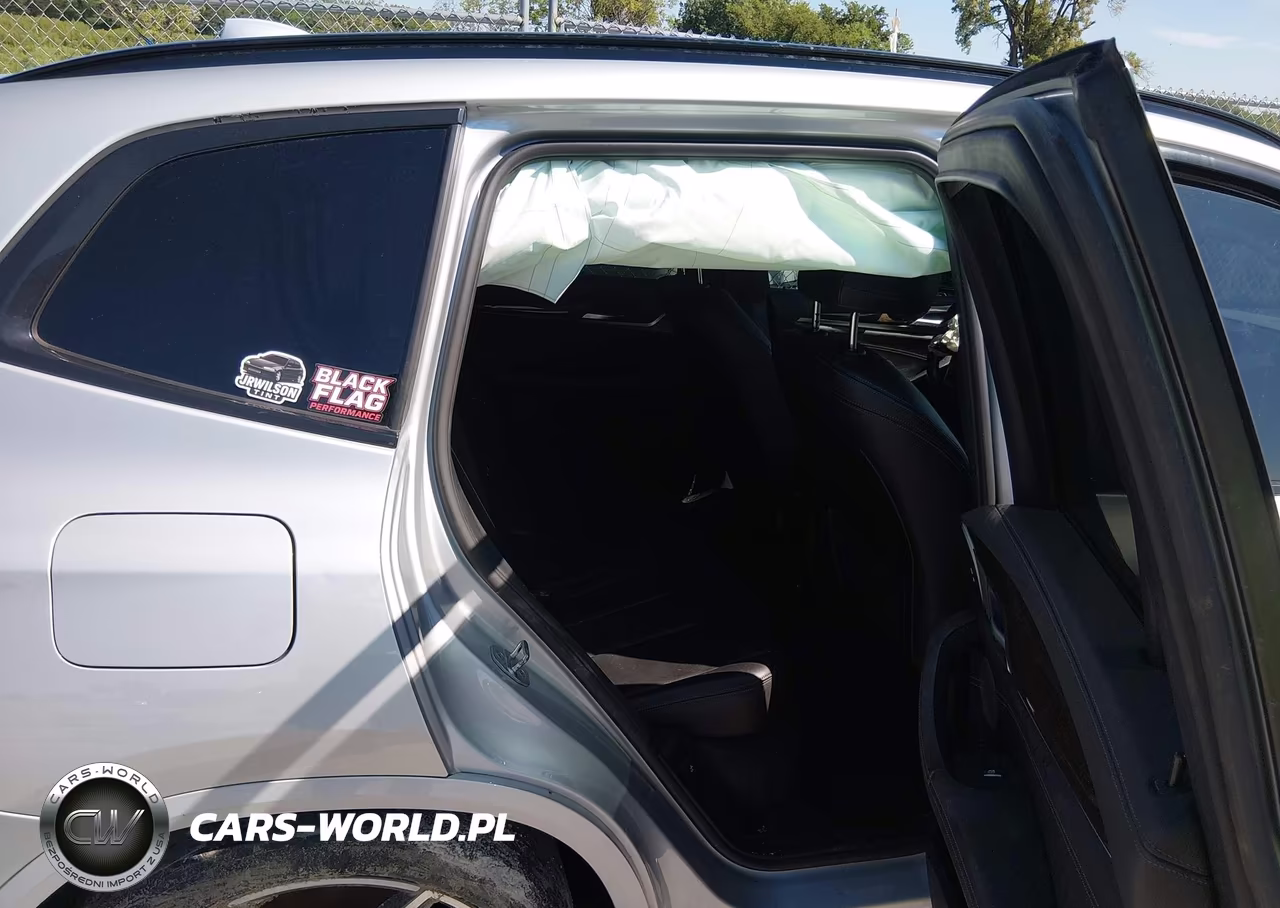 2018 BMW X3 M40I VIN:5UXTS3C56J0Y95879 - 8
