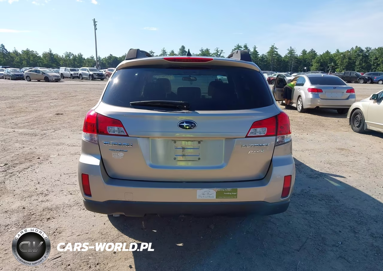 2014 Subaru Outback 2.5I Premium VIN:4S4BRBCC2E3317070 - 16
