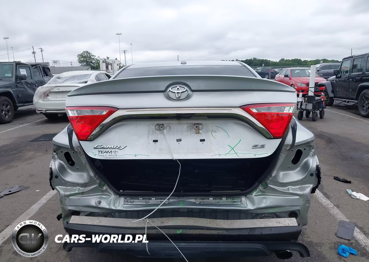 2015 Toyota Camry Se VIN:4T1BF1FK7FU900140 - 6