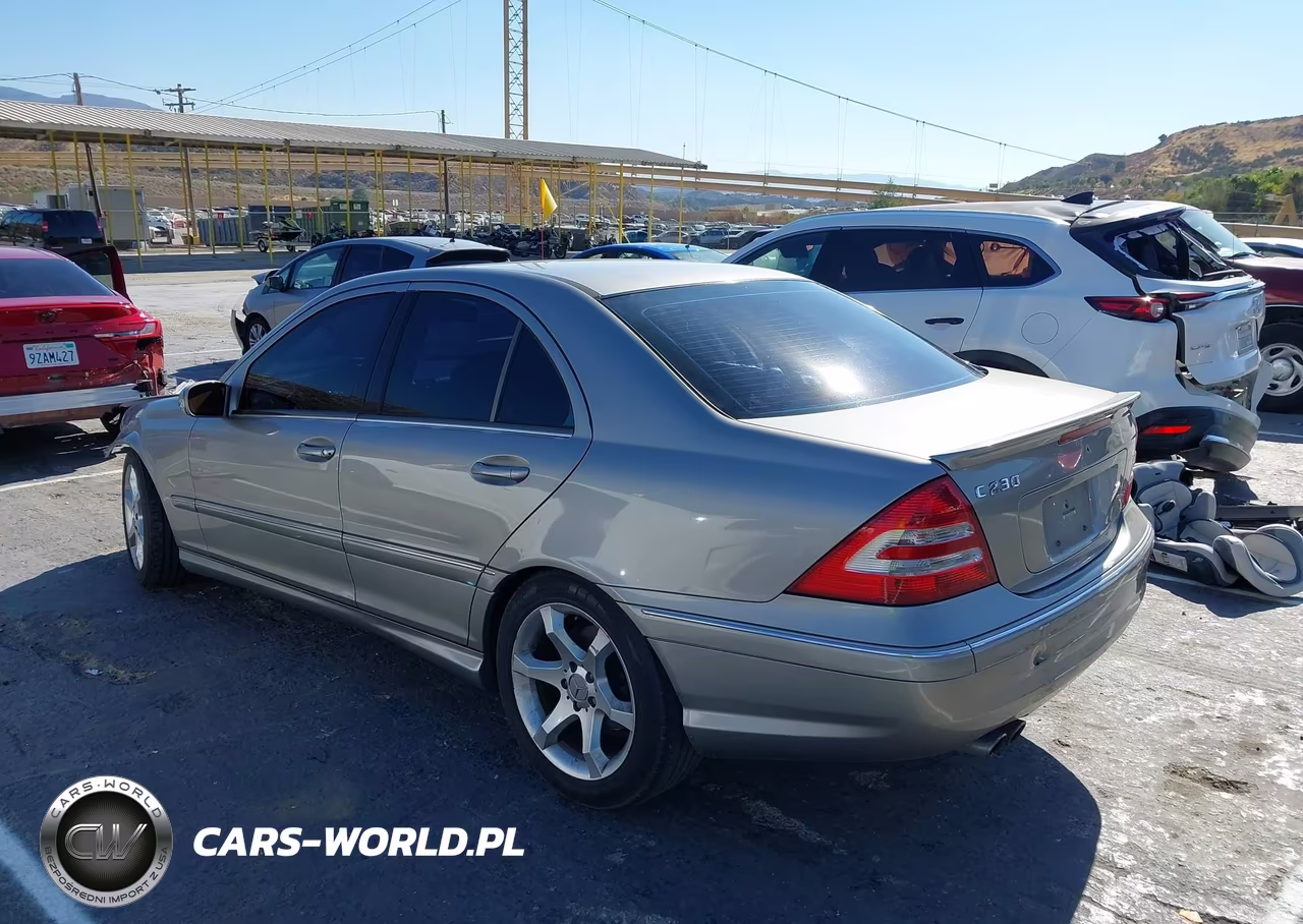 2007 Mercedes-Benz C 230 Sport VIN:WDBRF52H07A929565 - 3