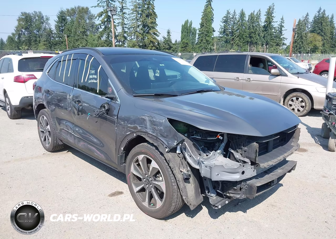 2023 Ford Escape Platinum – zdjęcie 1 z 17